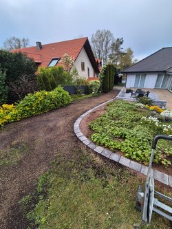 Rasenmähen durch Ruelius Green Gartenservice Kaiserslautern Bild Nr. 2